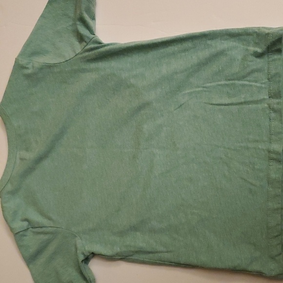 The children's place kids size 4t green tshirt - Picture 4 of 4